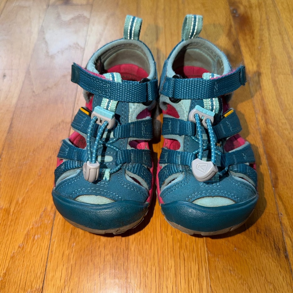 KEEN Seacamp II CNX Toddler Sandals Teal Pink Washable Water Shoes Size 8 US - Picture 3 of 8